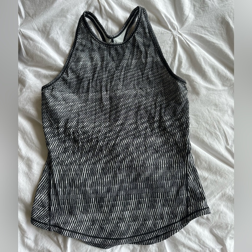 Lululemon tank top